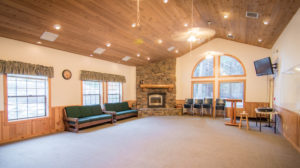 cedarlodgefireside320large